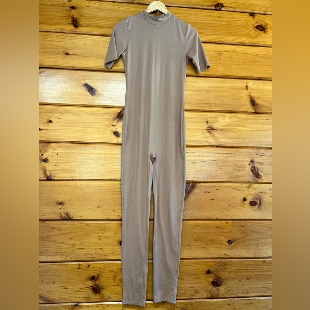 Comfy Mock Neck Short Sleeve Womens Jumpsuit S
